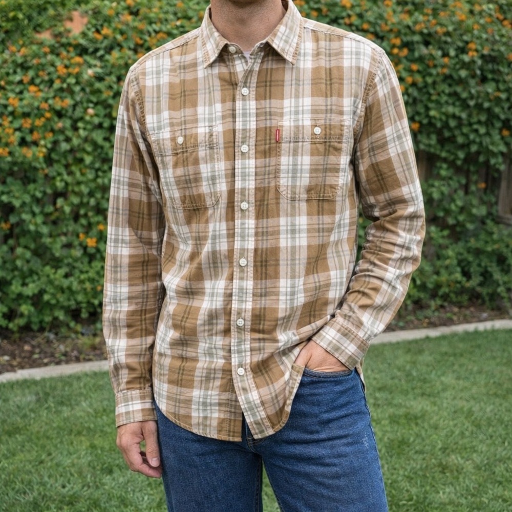 Levi’s Men’s Button Plaid Shirt